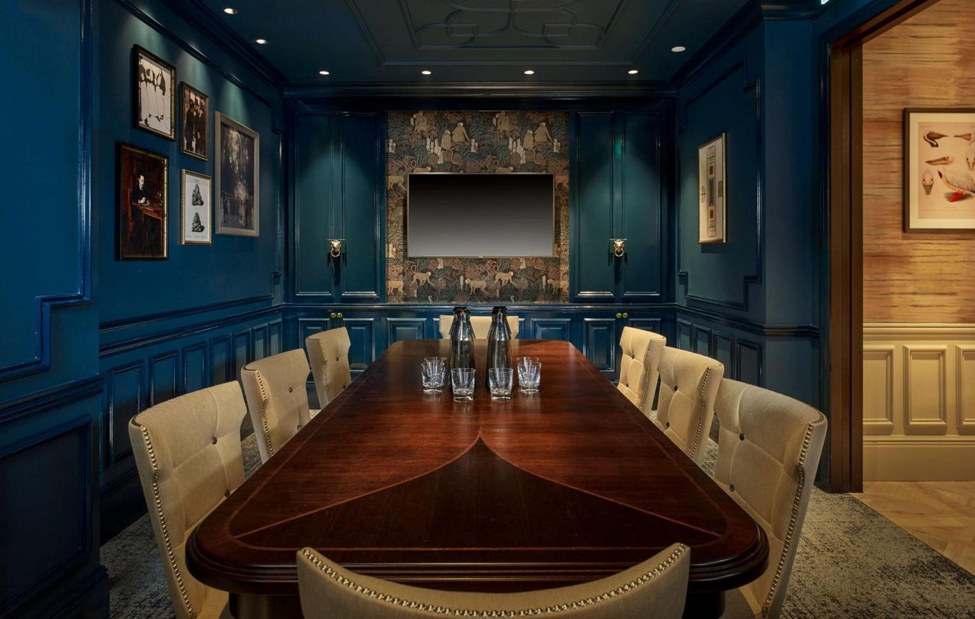 100 Queen'S Gate Hotel London, Curio Collection By Hilton Business photo The Boardroom