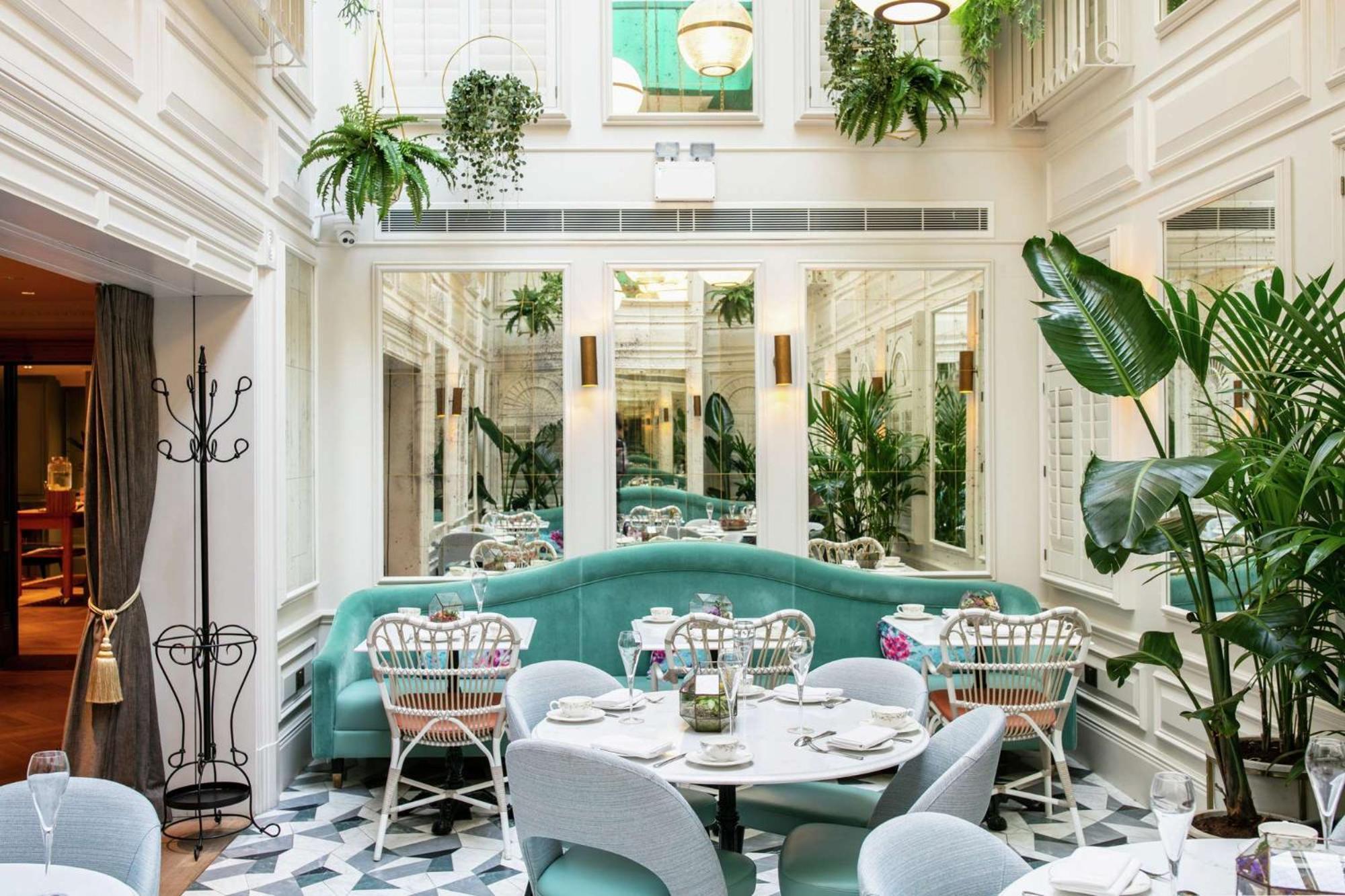 100 Queen'S Gate Hotel London, Curio Collection By Hilton Exterior photo The restaurant
